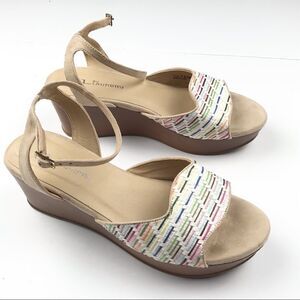Chinese Laundry Wedge Sandals Size 7.5